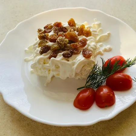 рай Aparthotel Skhidnytsia