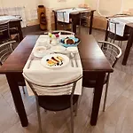 рай 아파트호텔 Skhidnytsia
