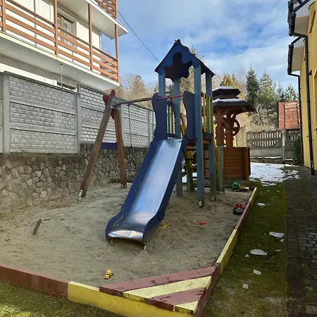 рай Lägenhetshotell Skhidnytsia