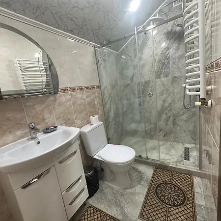Lägenhetshotell рай Skhidnytsia